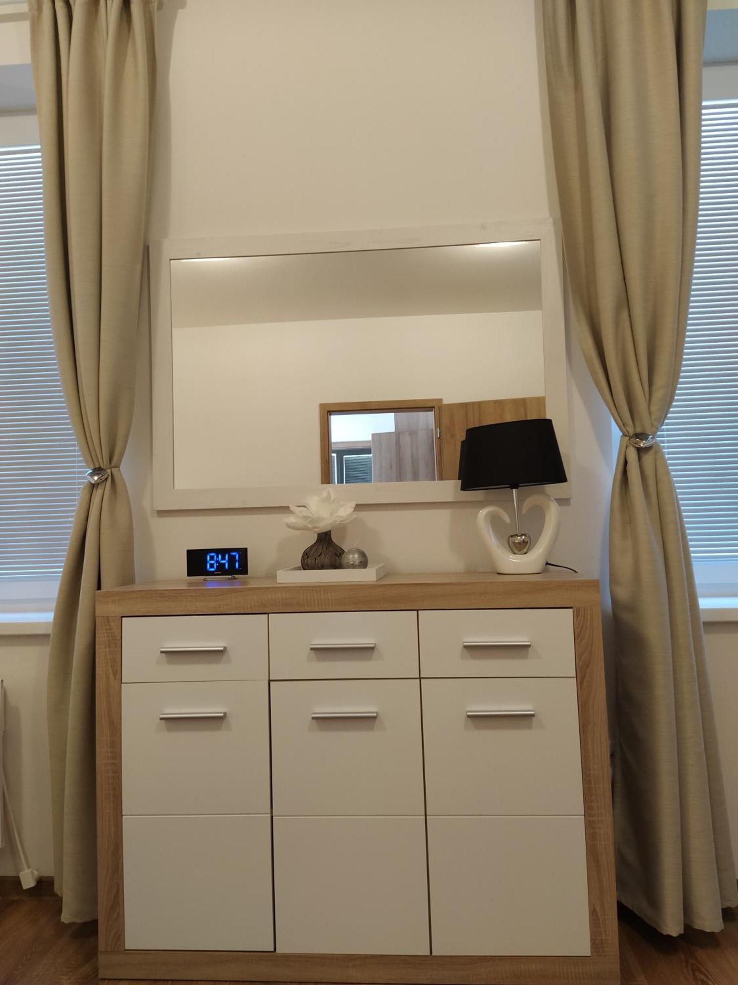 Apartmany Rubin Nesvady エクステリア 写真