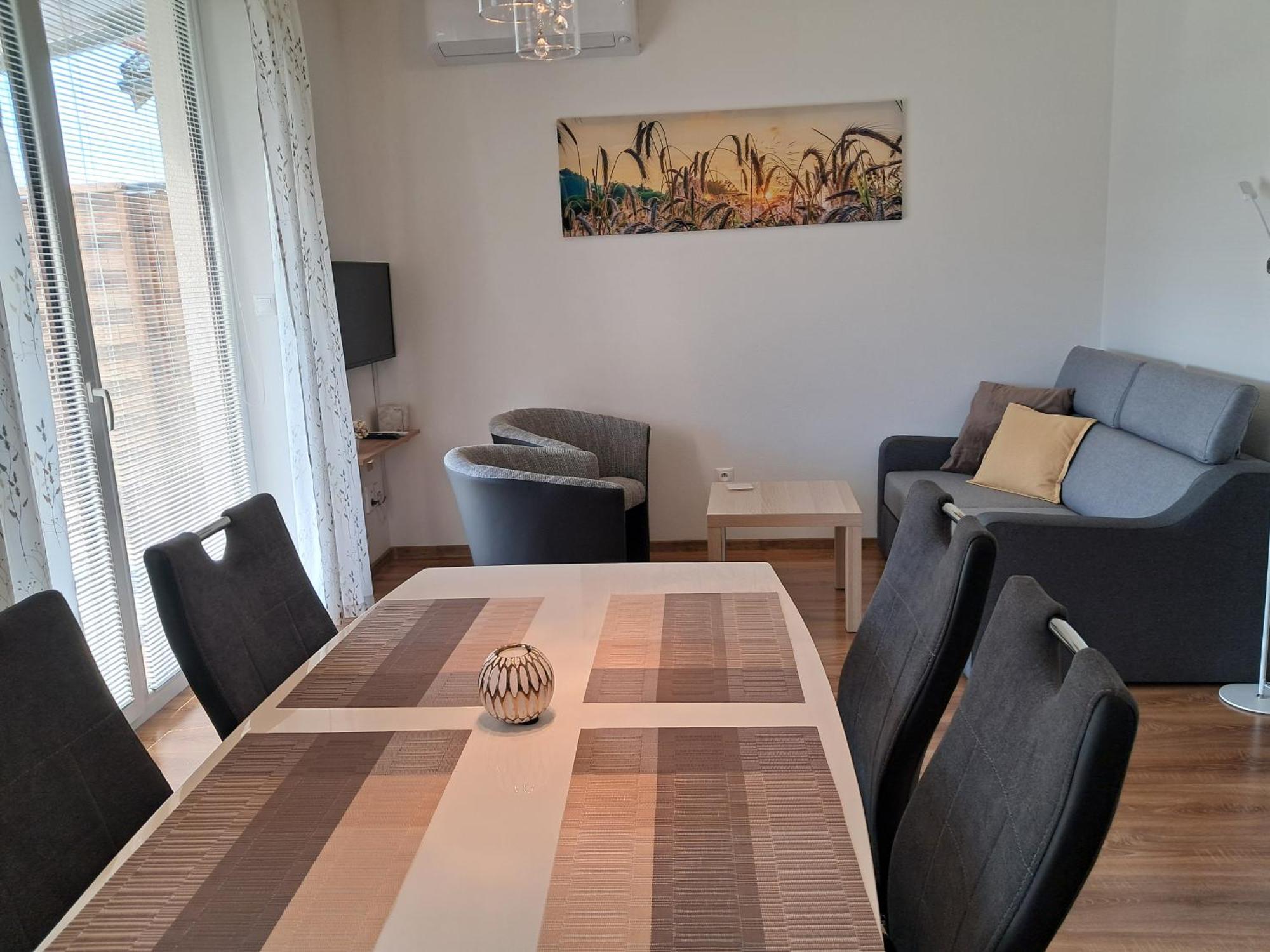 Apartmany Rubin Nesvady エクステリア 写真