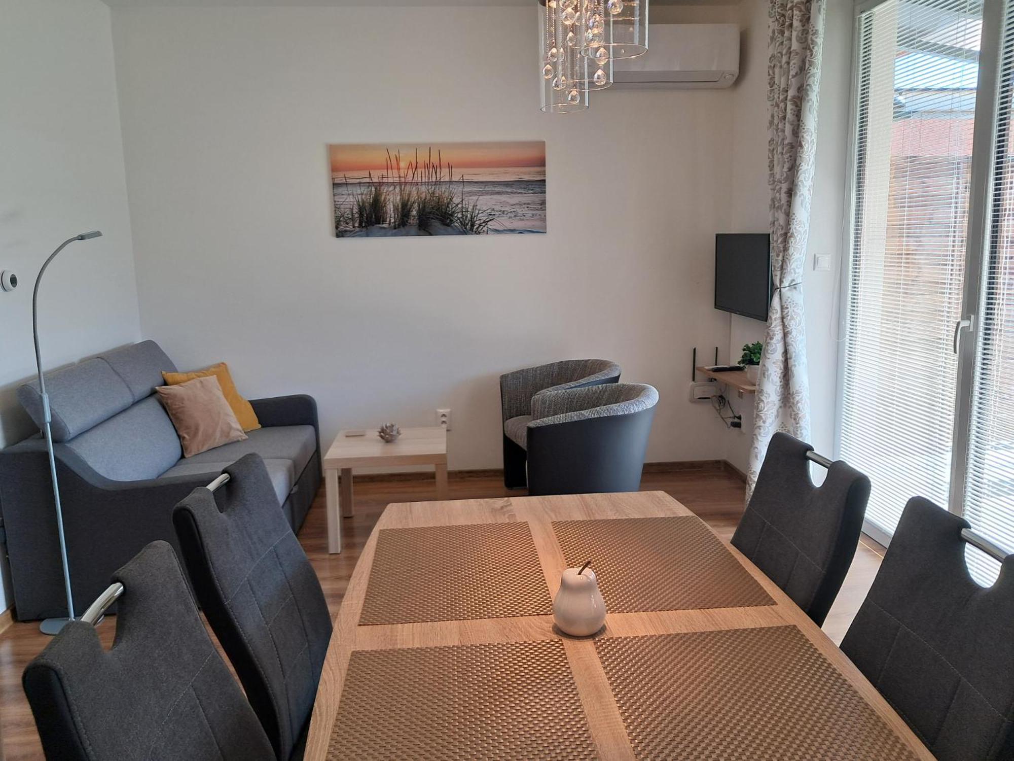 Apartmany Rubin Nesvady エクステリア 写真